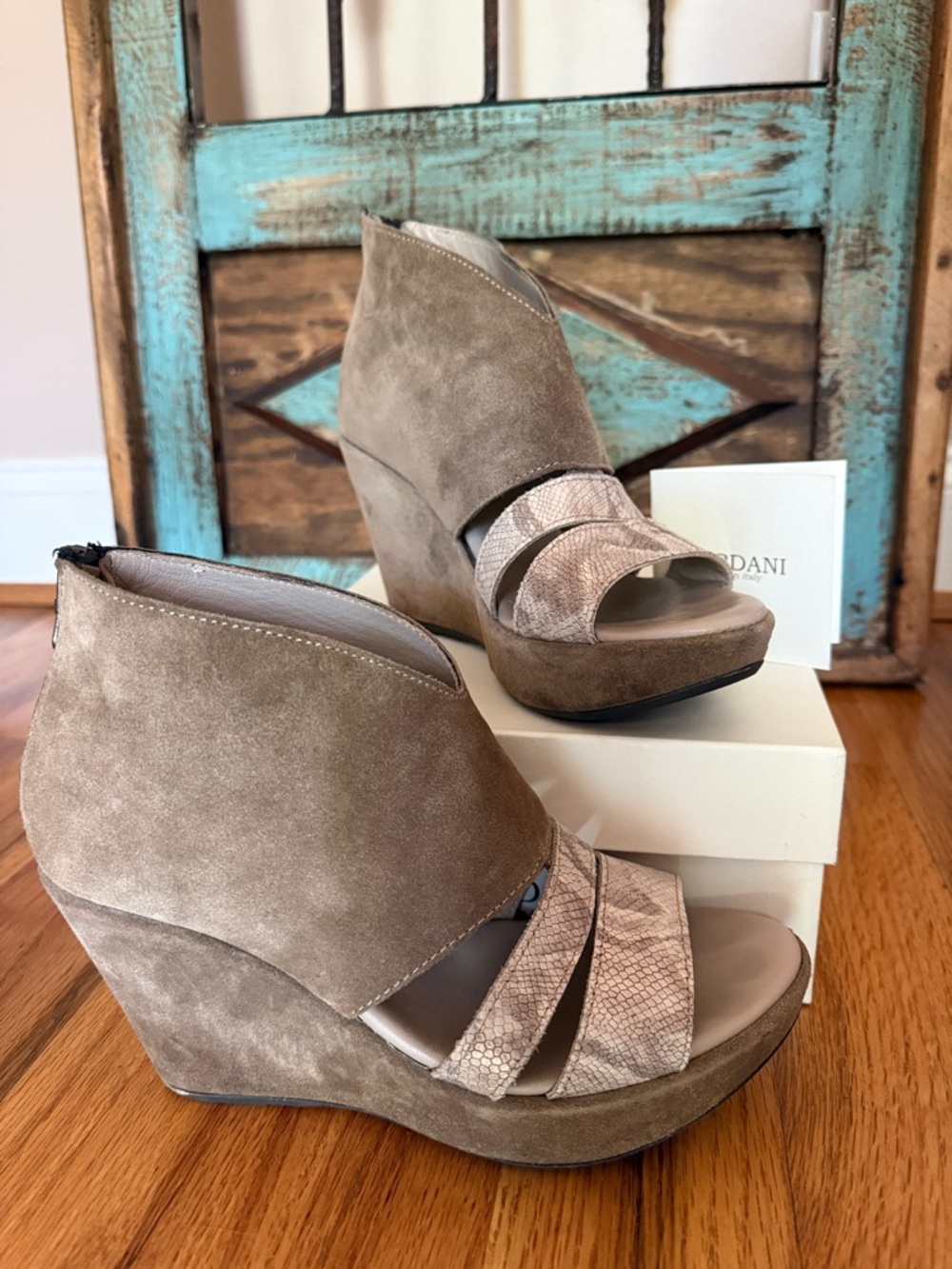 Cordani Riccardi MKC134 Crosta Taupe Leather Zip Back Hand Made Wedges Ladies 37